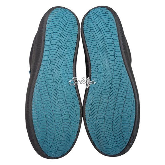 Vessi Soho Womens 7 Waterproof Dyma-Tex Ashphalt Black Low Top Casual Sneaker - Picture 7 of 11